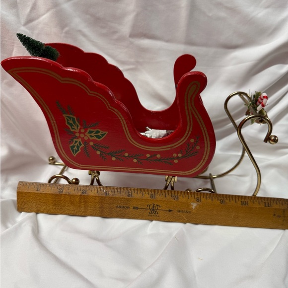 Holiday Red Sleigh with Gold Detailing with 2 reindeer with glittered wreaths - Picture 2 of 10